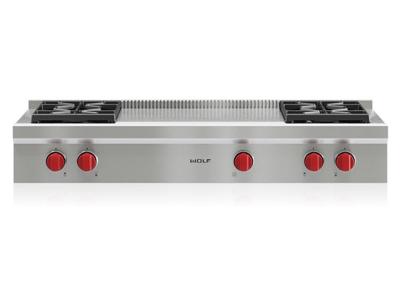 48" Wolf Sealed Burner Rangetop - 4 Burners and French Top - SRT484F