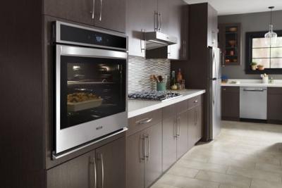 27" Whirlpool 4.3 Cu. Ft. Smart Single Wall Oven With Touchscreen - WOS51EC7HS