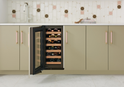 15" SubZero Designer Right Hinge Undercounter Wine Storage - DEU1550W/R