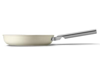 SMEG 50's Style Frypan With Cold-forged Aluminium Body In Cream - CKFF2401CRM